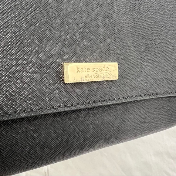 Kate Spade New York Tilden Place Alek black crossbody bag with gold detailing. - Picture 5 of 12